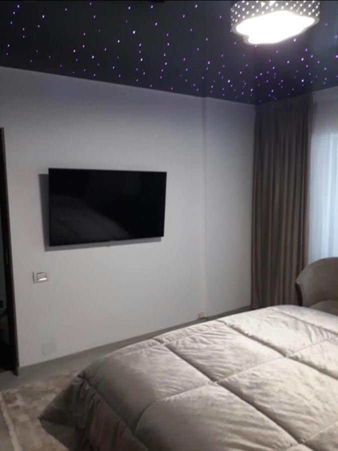 Apartmán Garsoniera Lux Centru Pietonal Tirgu - Jiu Târgu Jiu Exteriér fotografie